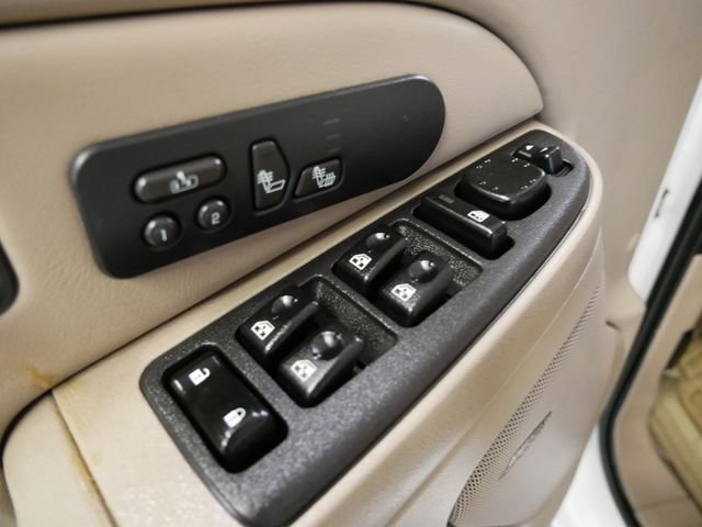 Used 2006 Summit White Chevrolet LT image 14