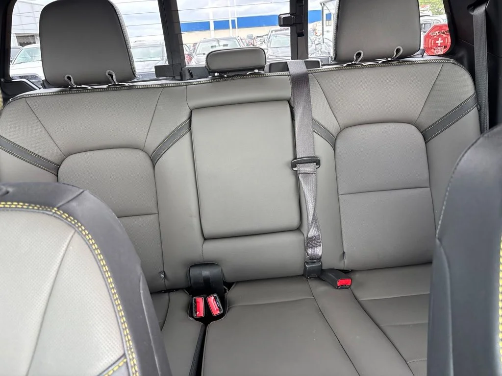 Used 2025 Gray Chevrolet ZR2 image 24