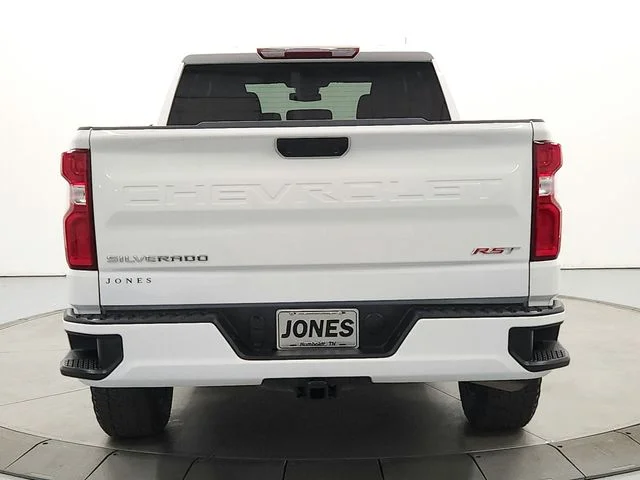 Used 2025 White Chevrolet RST image 6