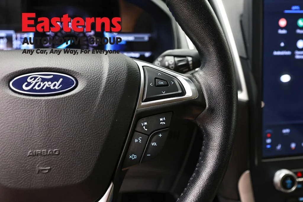 Used 2023 Gray Ford SEL image 16