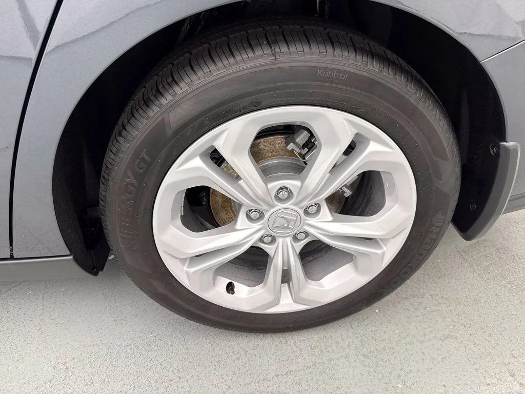 New 2026 Meteorite Gray Metallic Honda LX image 6