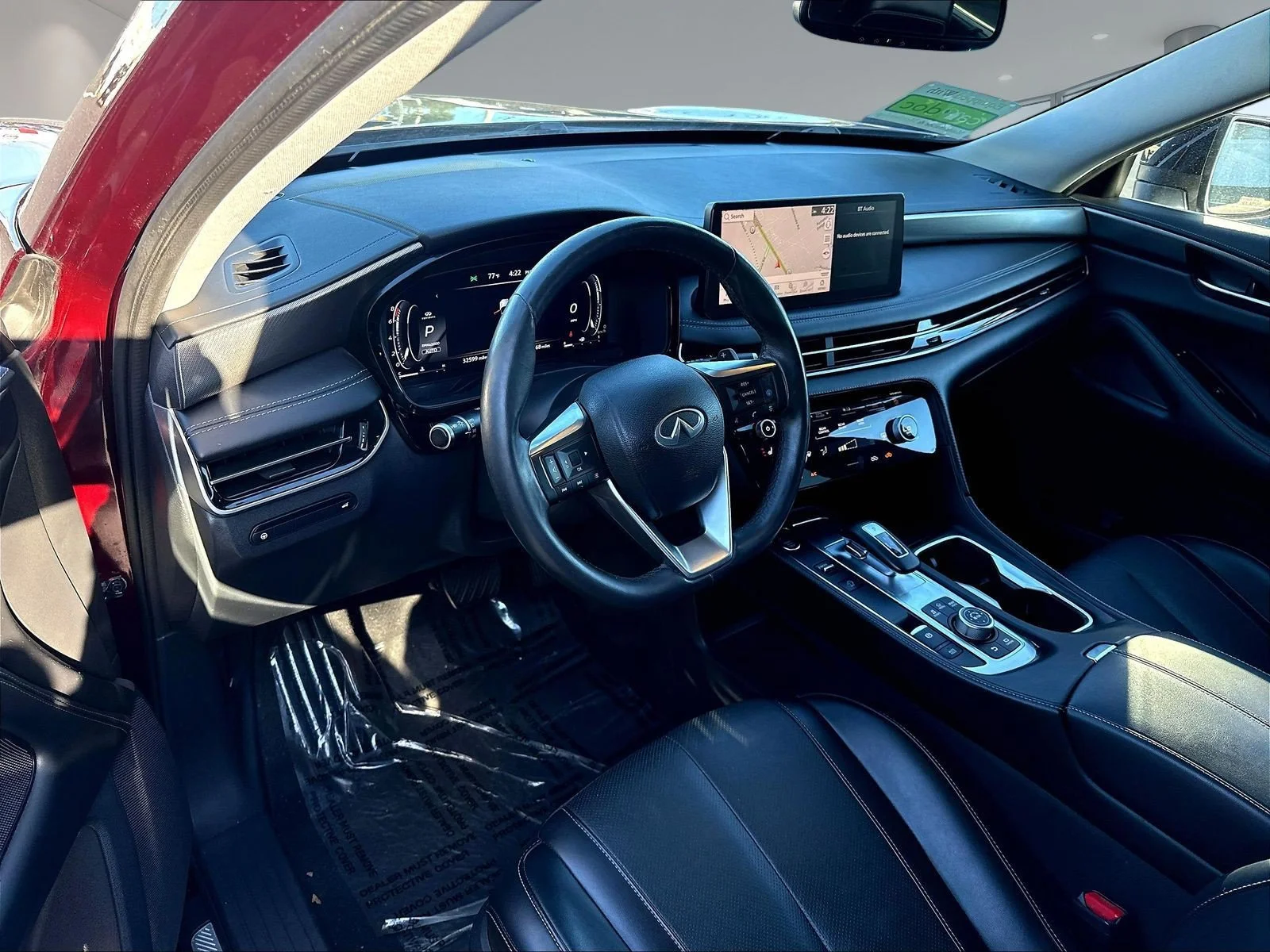 Used 2022 Bordeaux INFINITI LUXE image 19