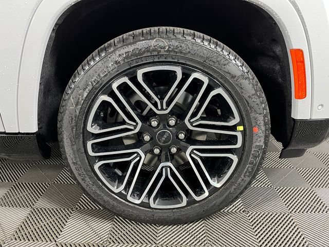 New 2027 Ghost Paint Jeep  image 8