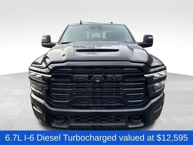 New 2025 Diamond Black Crystal Pearl-Coat Exterior Paint RAM Laramie image 2