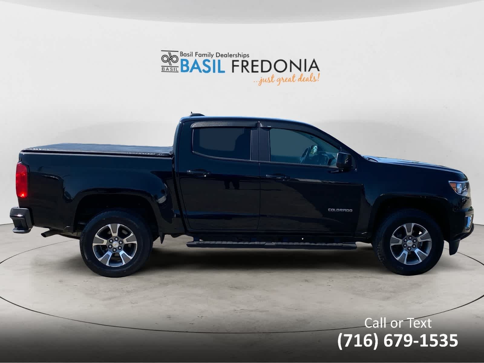 Used 2019 BLACK Chevrolet 4WD Z71 image 10