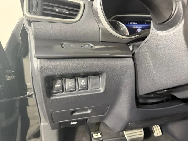 Certified Used 2023 Black Nissan SR image 16