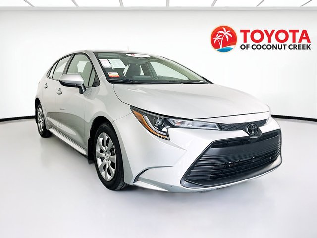 2025 Toyota Corolla LE