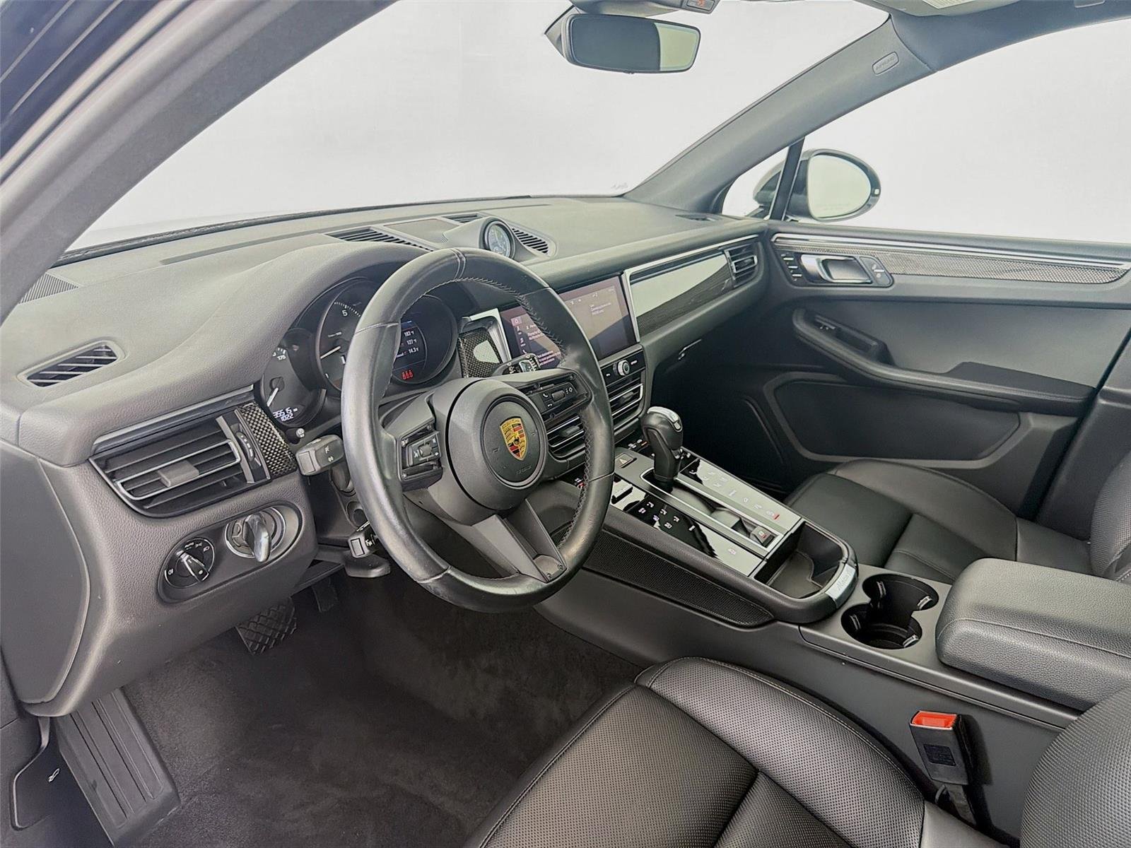 Used 2023 Black Porsche T image 4