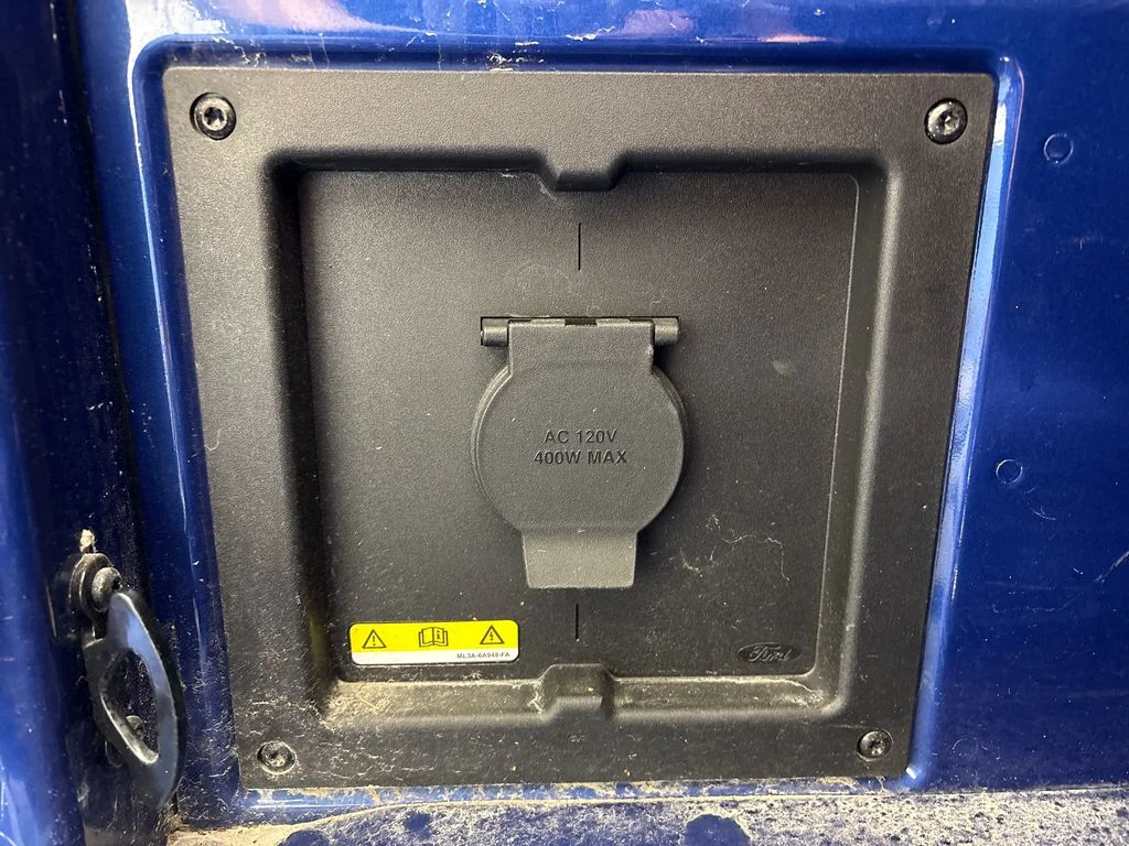 Certified Used 2023 Blue Ford XLT image 31