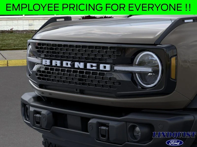 New 2026 Marsh Gray Ford Badlands® image 19