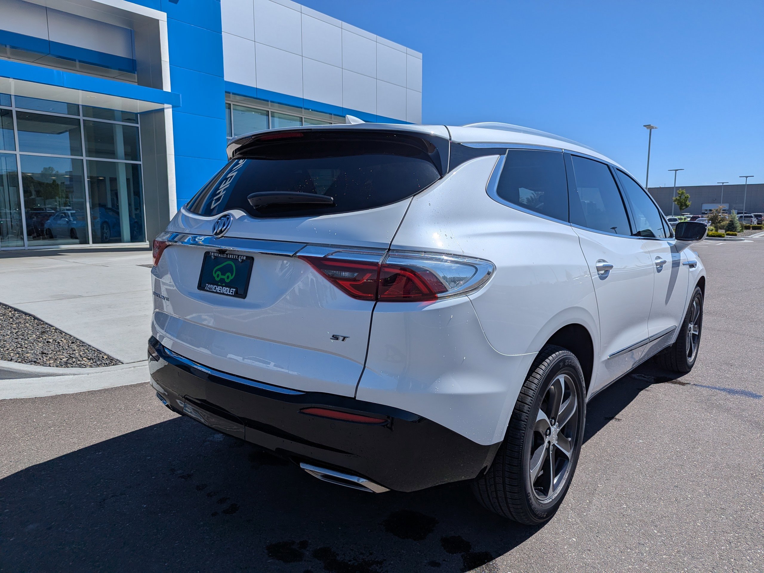 2022 Buick Enclave Essence - Photo 37