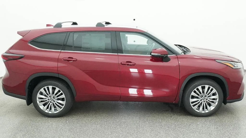 New 2026 Ruby Flare Pearl Toyota Platinum image 14