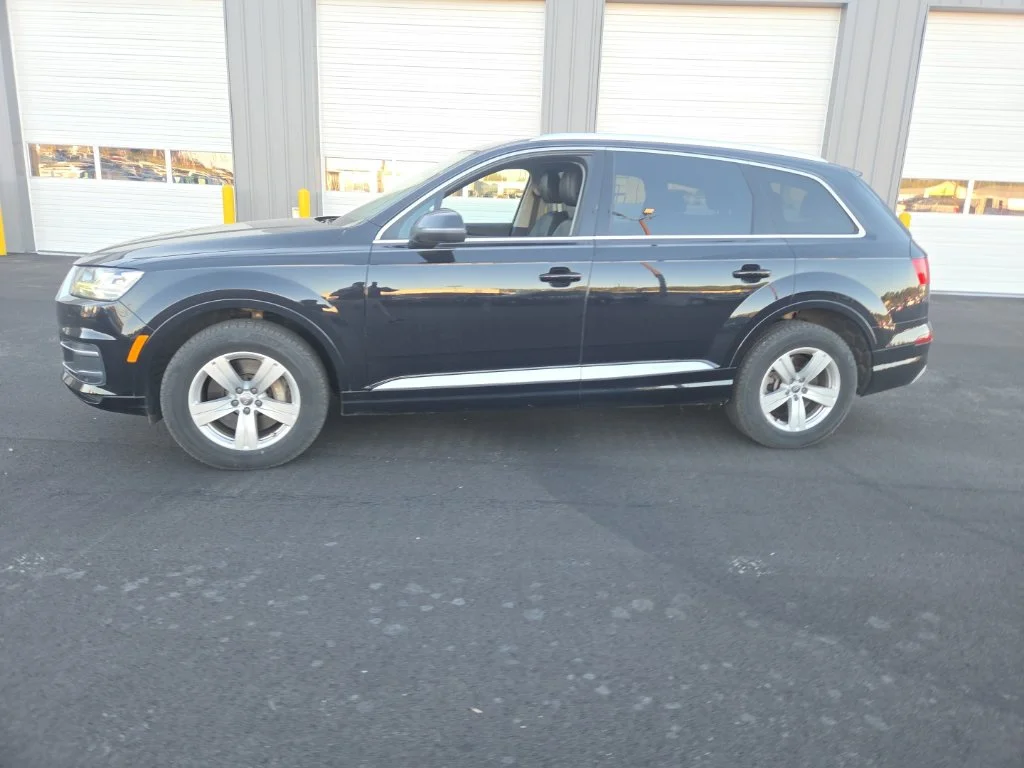 Certified Used 2019 Black Audi 45 Premium Plus image 5