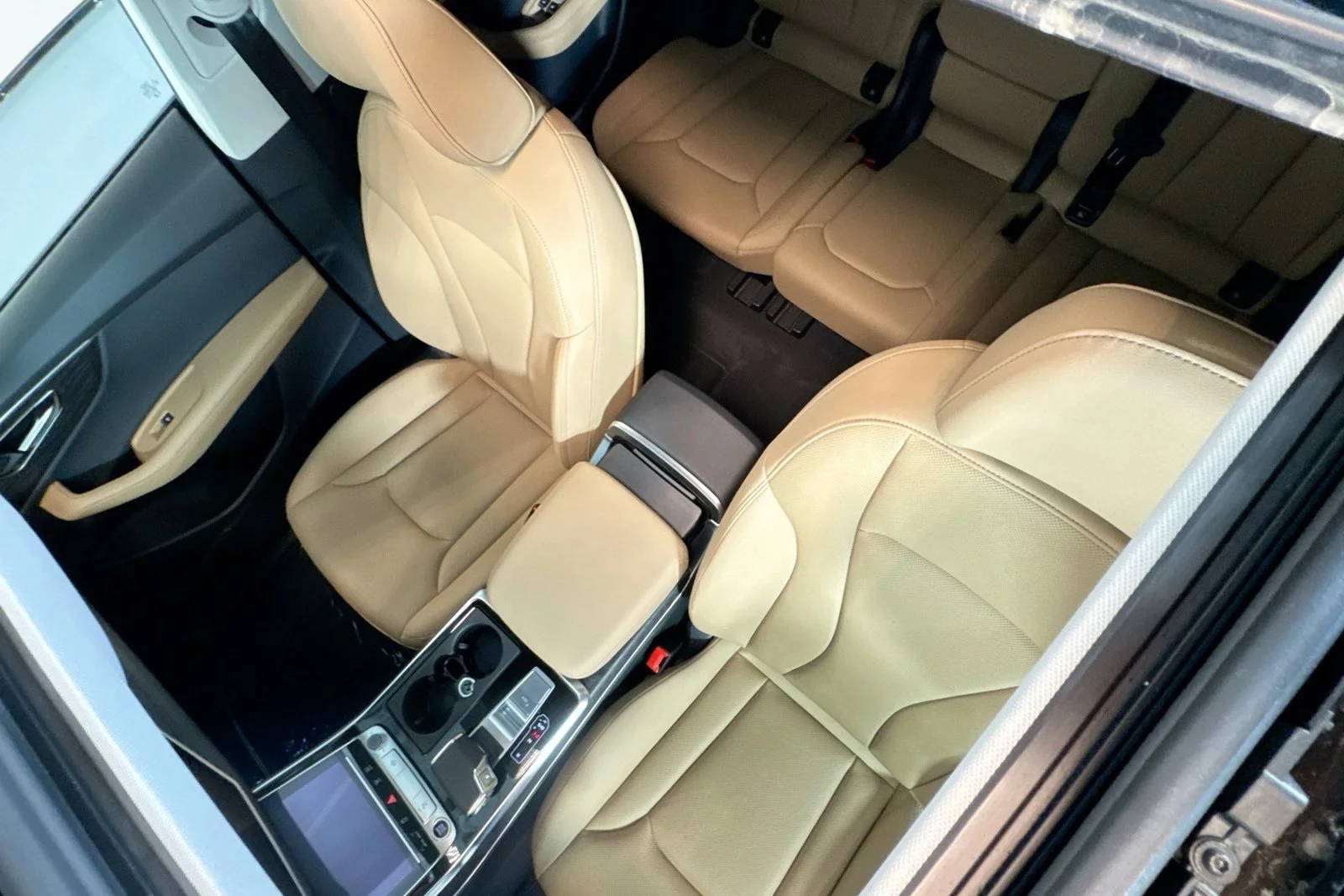 Used 2025 Mythos Black Audi Premium Plus image 20