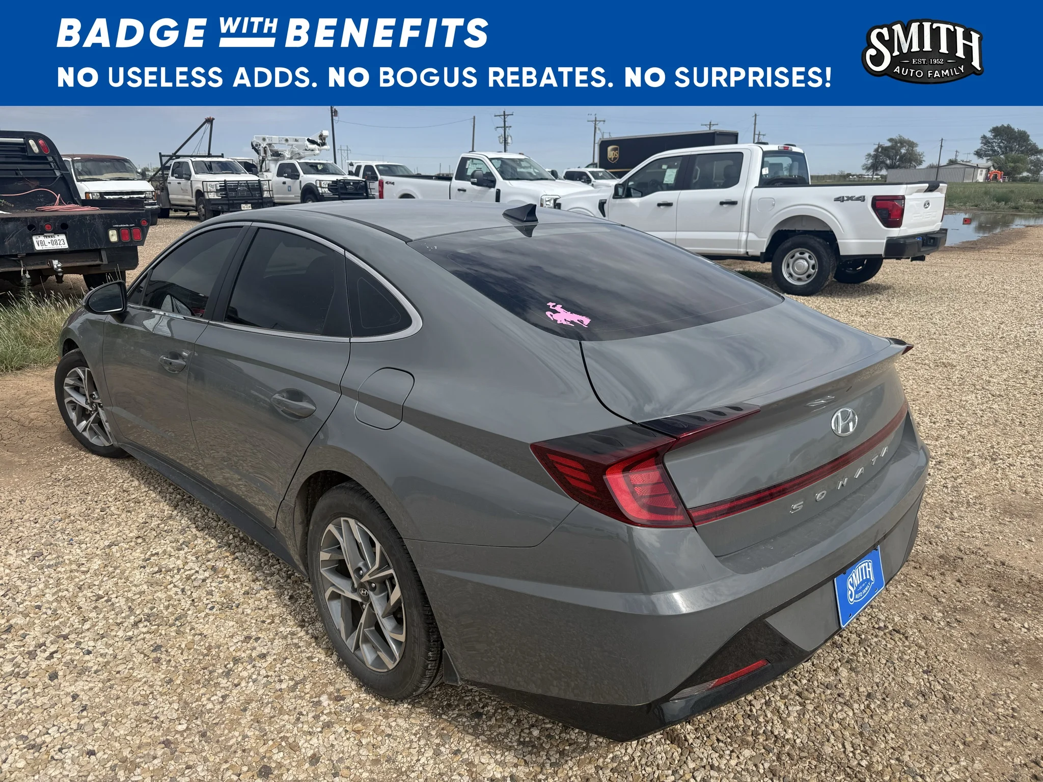 Used 2020 Hampton Gray Hyundai SEL image 6