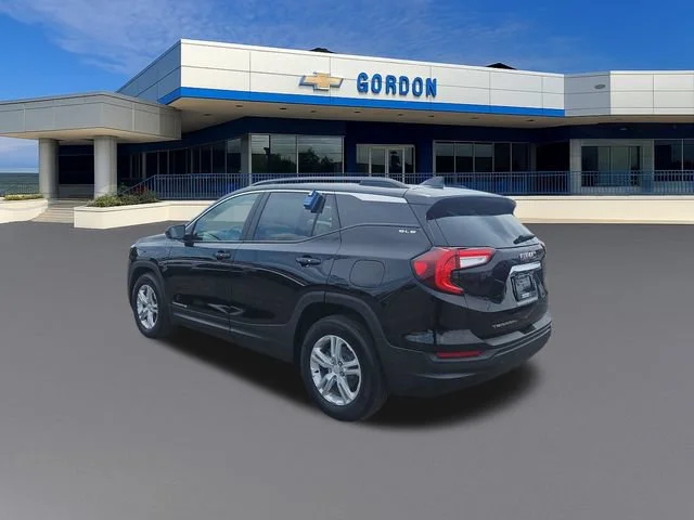 Used 2023 Ebony Twilight Metallic GMC SLE image 3