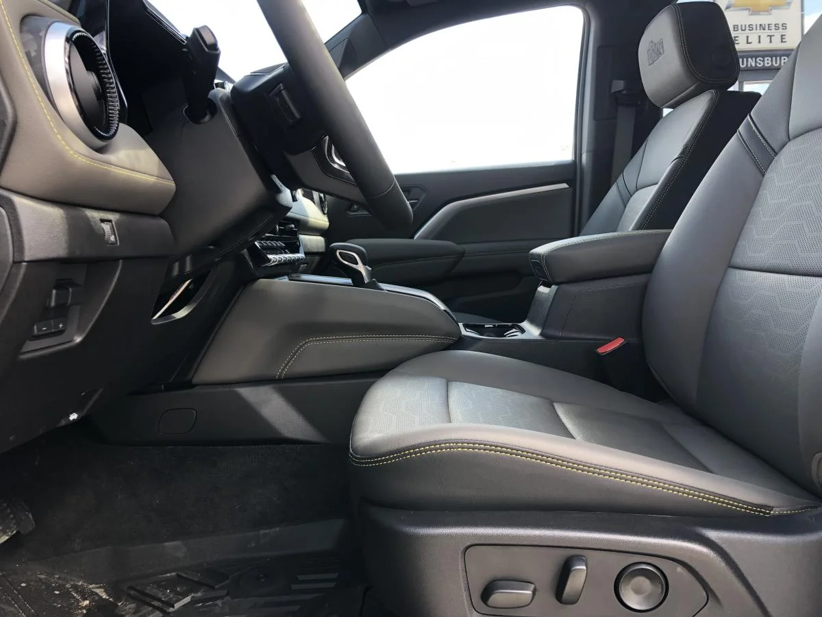 New 2026 White Chevrolet 4WD Crew Cab ZR2 image 9