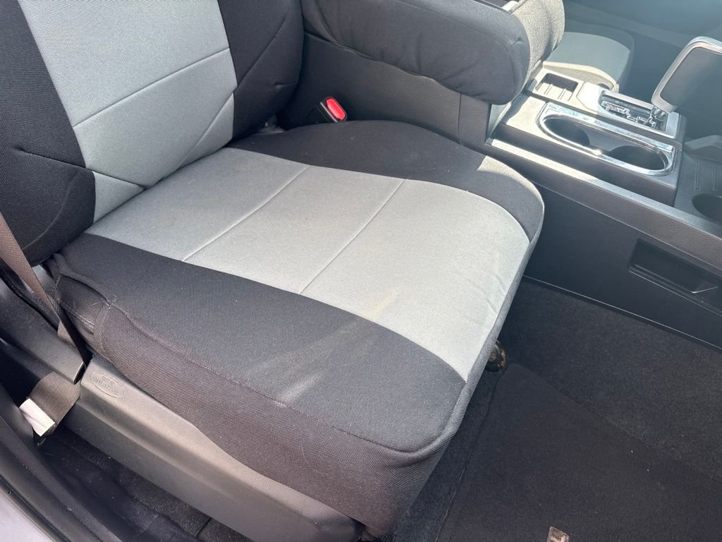 Used 2016 Silver Sky Metallic Toyota SR5 image 26
