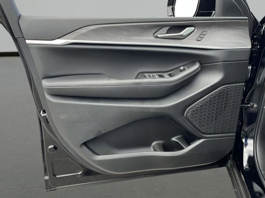 2025 Jeep Grand Cherokee Limited - Photo 12