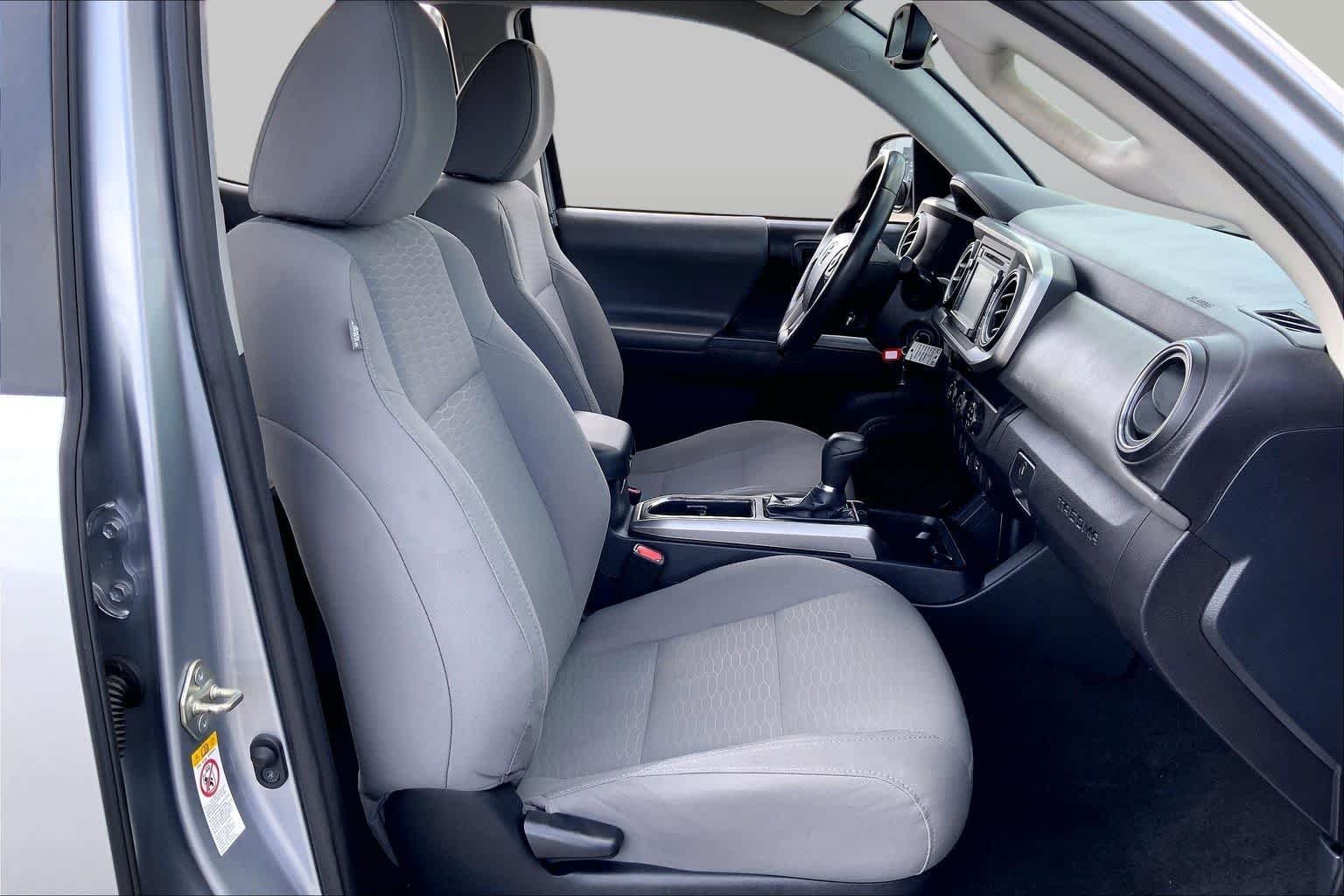 Used 2019 Silver Sky Metallic Toyota SR5 image 9
