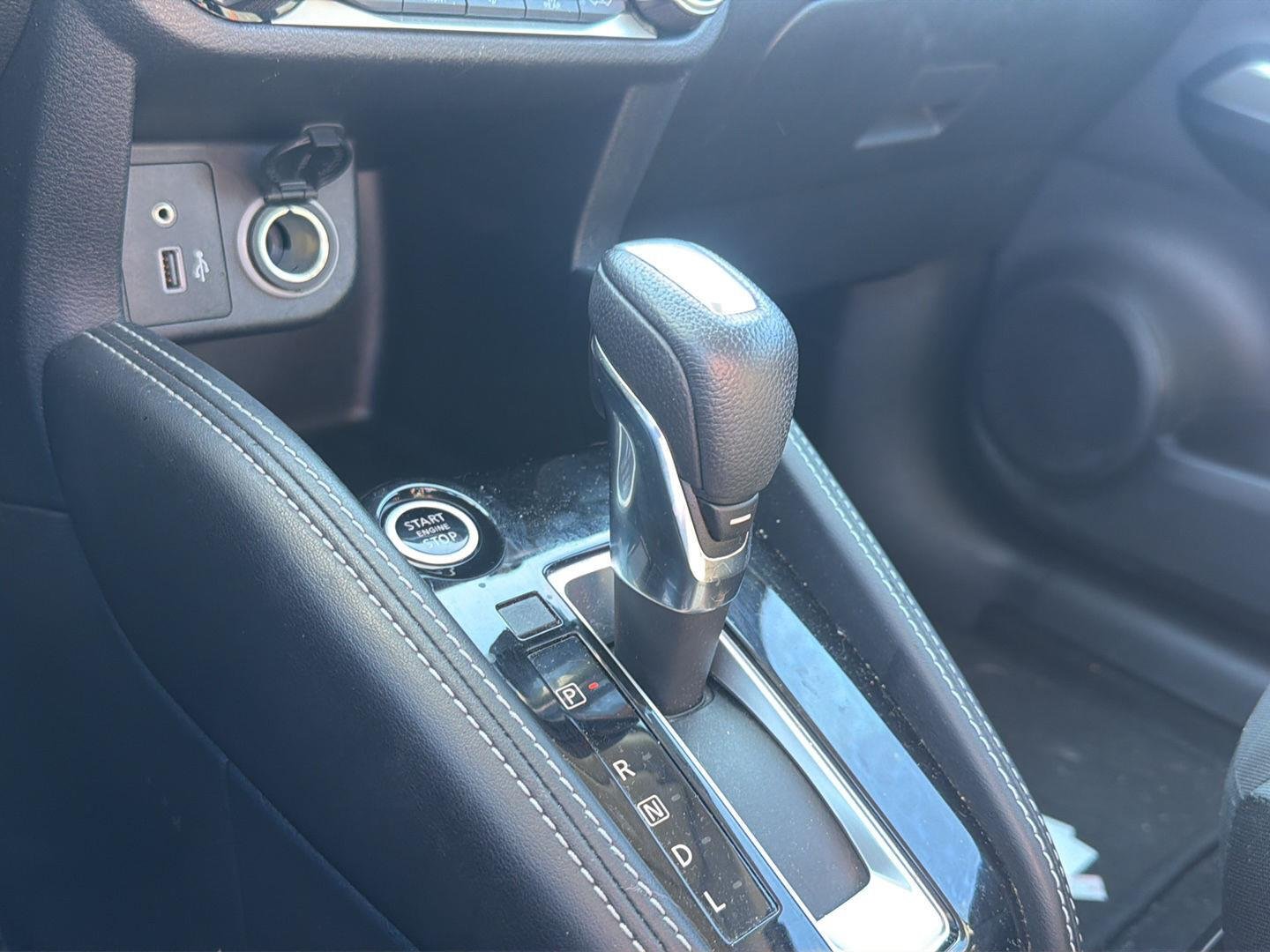 Used 2020 Gun Metallic/Monarch Orange Nissan SR image 14