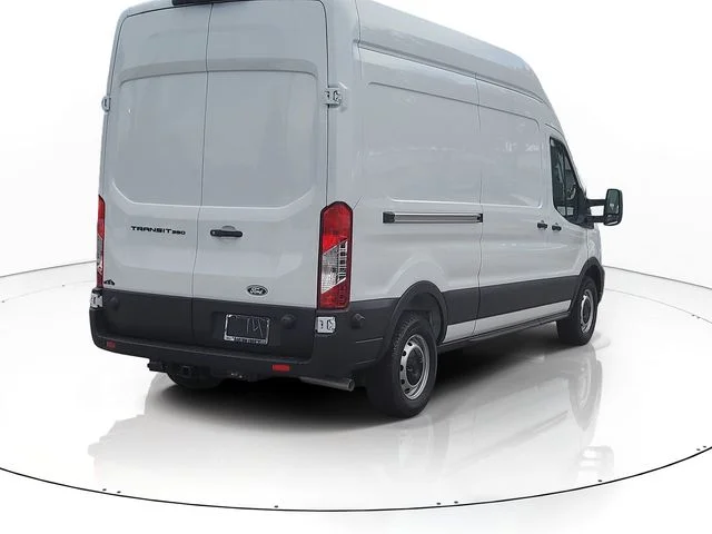New 2026 Oxford White Ford Base image 5