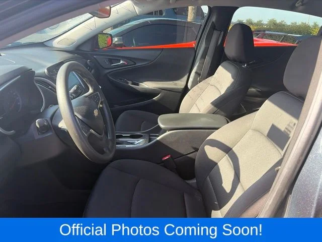Used 2019 Gray Chevrolet LS image 3