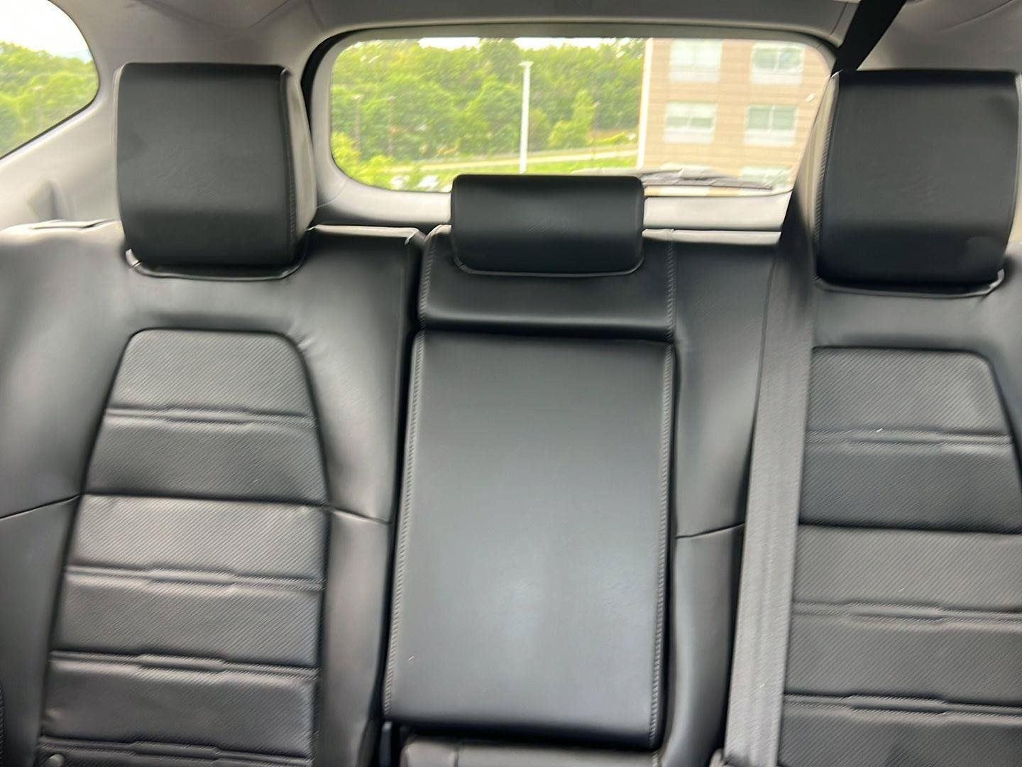 Used 2020 Aegean Blue Metallic Honda Touring image 13