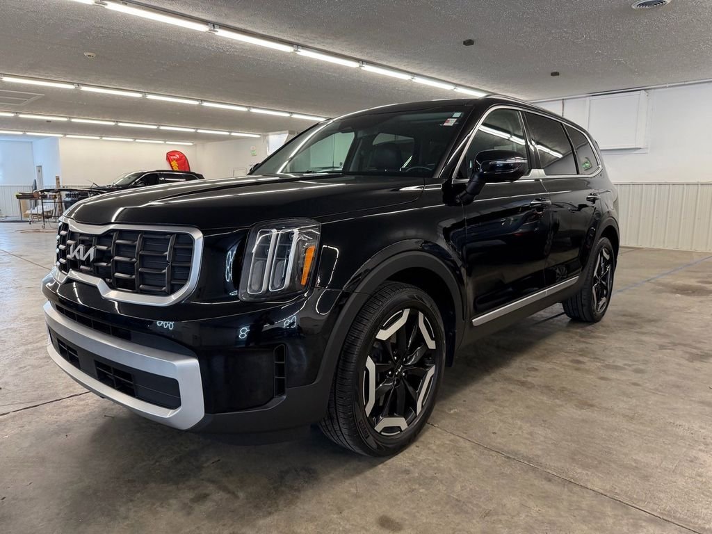 2024 Kia Telluride S AWD's photo