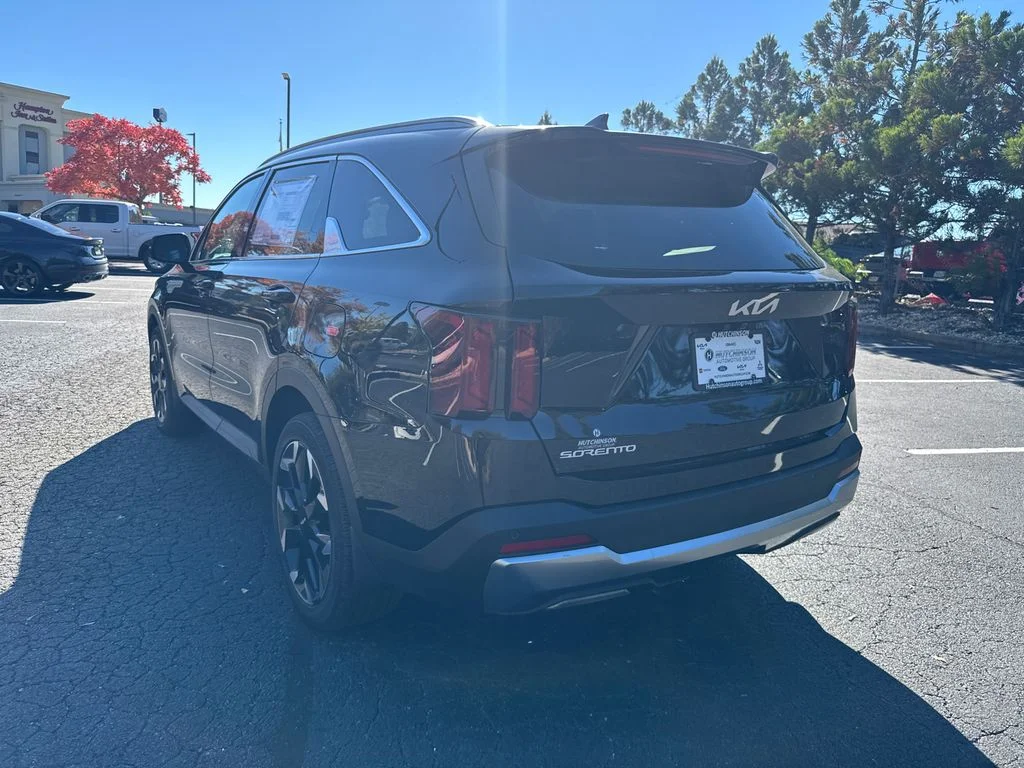 New 2026 Black Kia EX image 5
