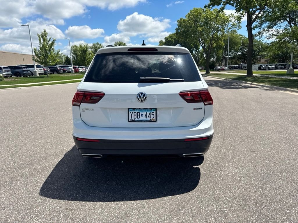 Used 2019 White Volkswagen 2.0T SE image 6
