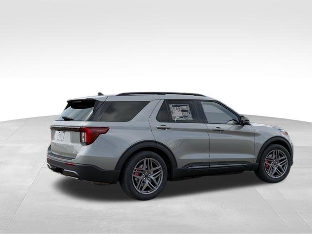New 2027 Avalanche Gray Ford ST-Line image 6