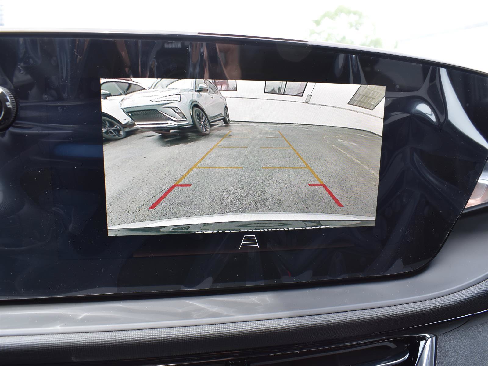 2026 Buick Envista Sport Touring - Photo 17