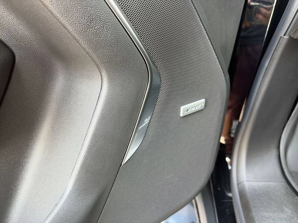 2026 Chevrolet Suburban Z71 - Photo 16