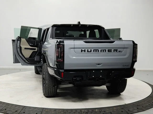 2026 GMC HUMMER EV 2X - Photo 14