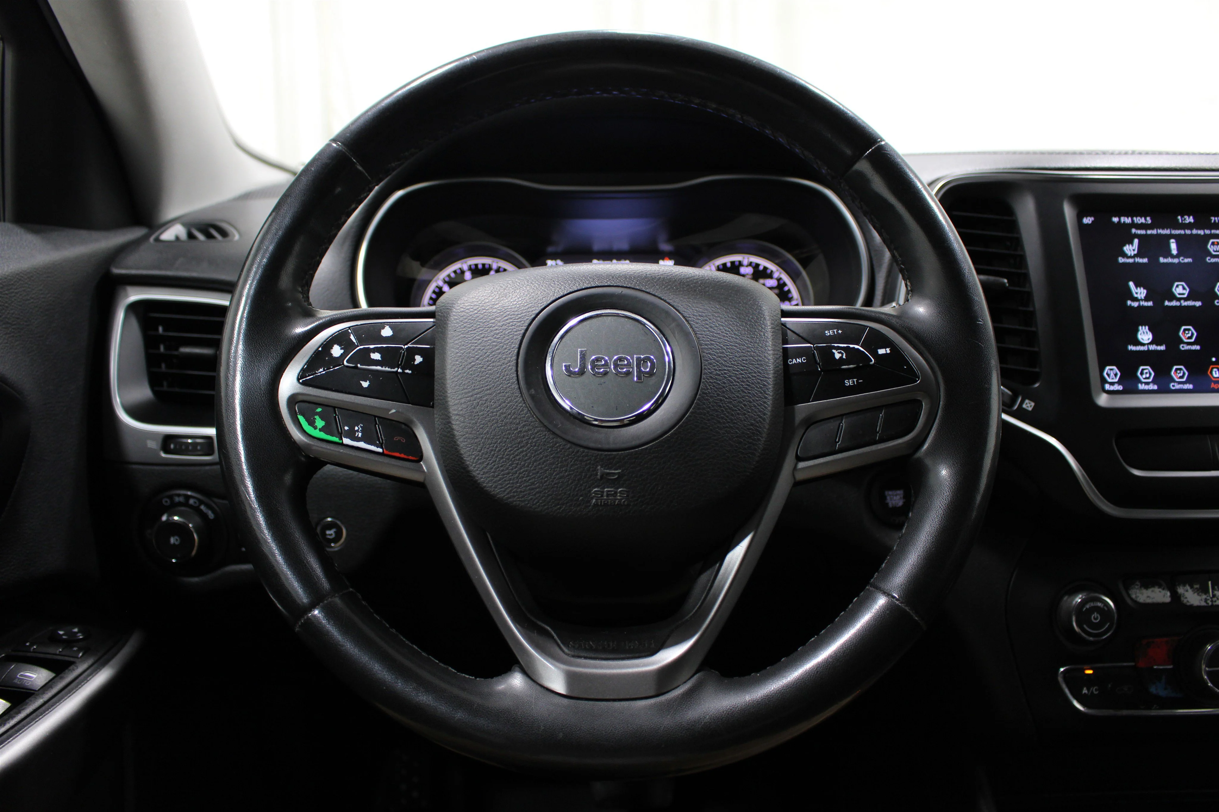 2022 Jeep Cherokee Latitude Lux - Photo 9