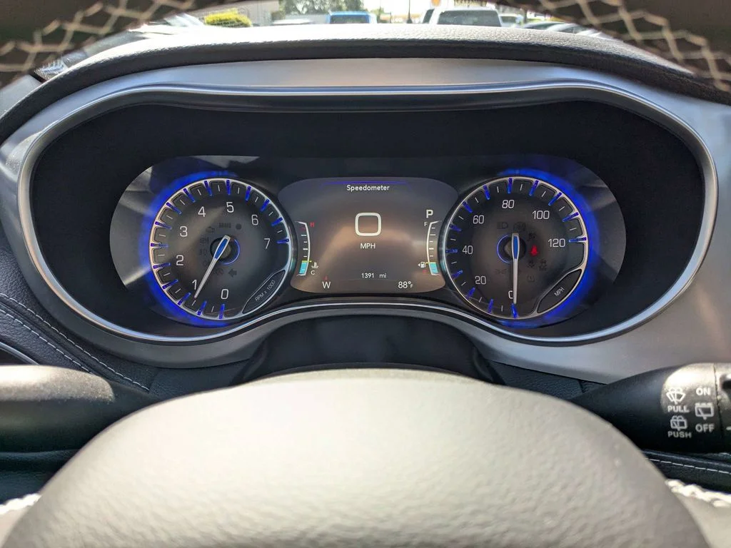 2026 Chrysler Pacifica Limited - Photo 31