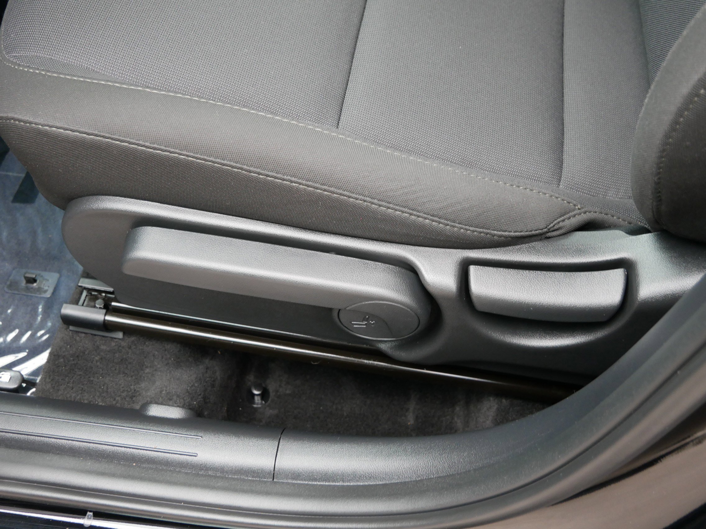 2026 Hyundai Kona SEL Sport - Photo 17