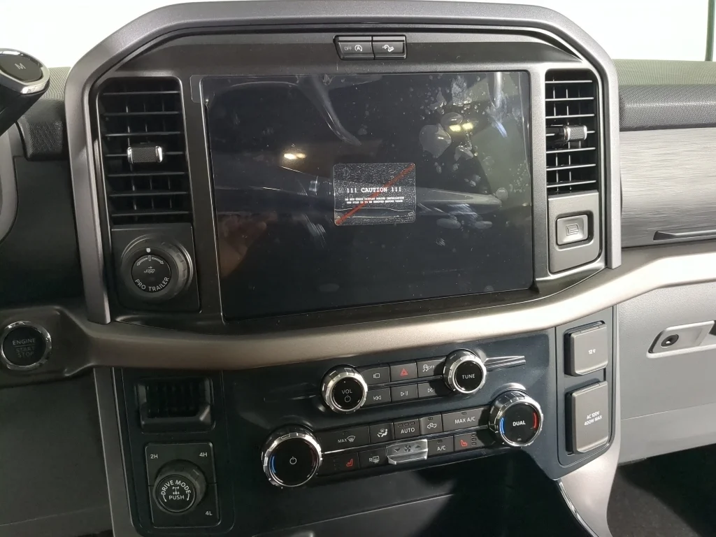 New 2026 Carbonized Gray Metallic Ford XLT image 23