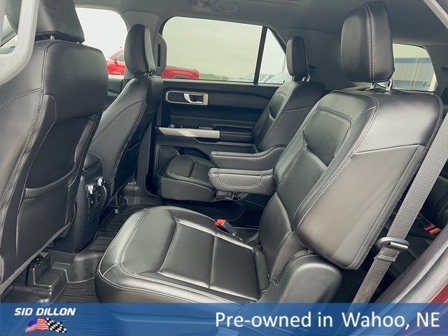 Used 2022 Burgundy Velvet Tinted Clearcoat Ford  image 19