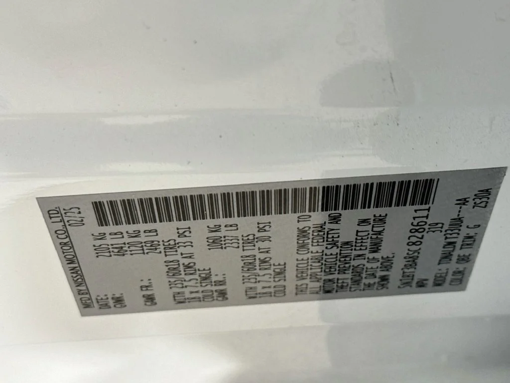 Used 2025 White Nissan SV image 38