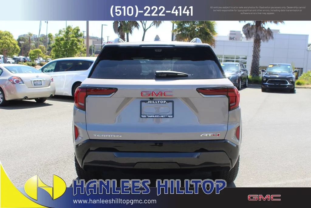 2026 GMC Terrain AT4 - Photo 8