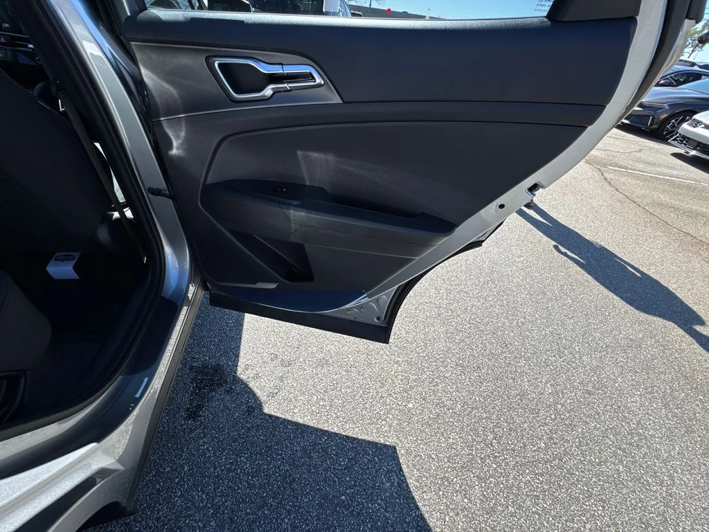 New 2026 Steel Gray Kia LX image 16