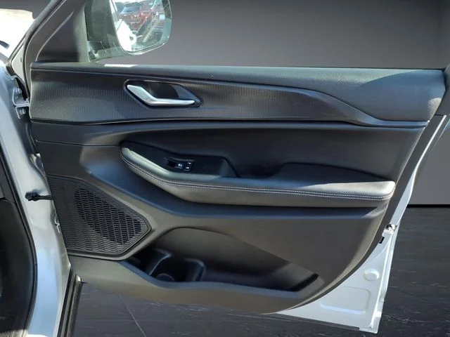 2025 Jeep Grand Cherokee Altitude - Photo 20