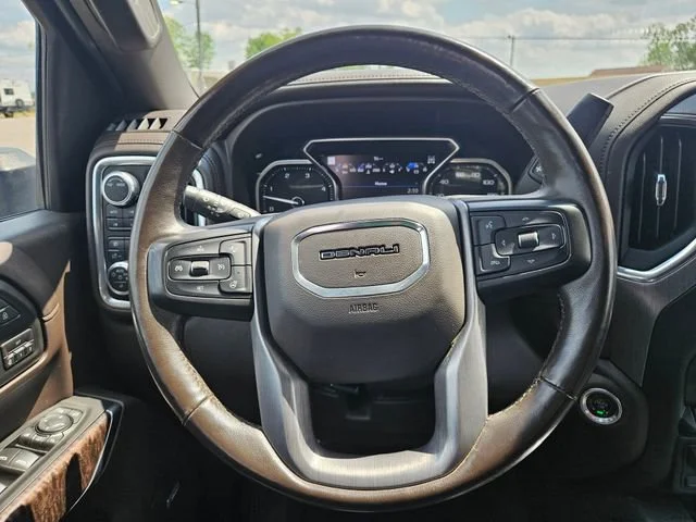 Used 2020 Summit White GMC Denali image 14