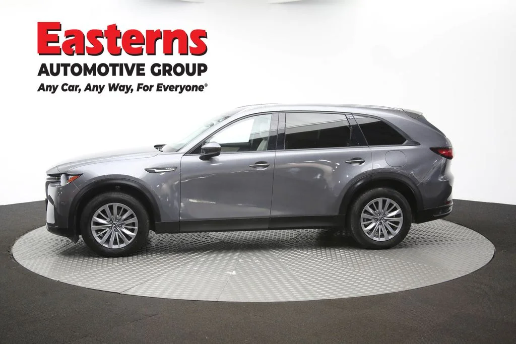 Used 2024 Gray Mazda Preferred image 67