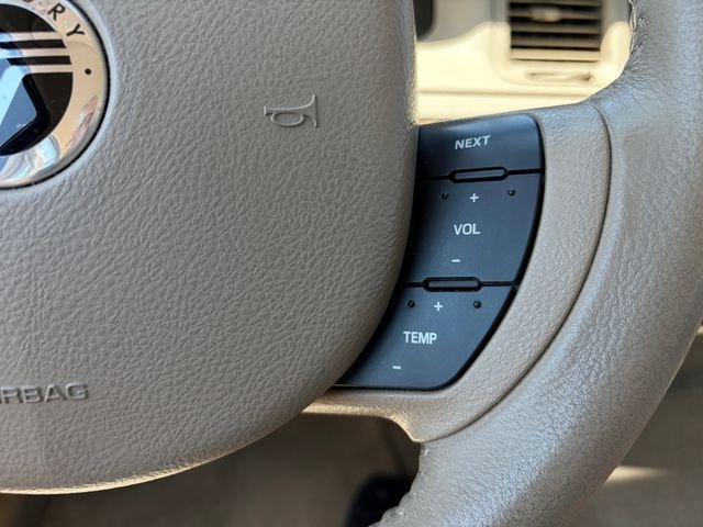 Used 2009 Smokestone Clearcoat Metallic Mercury LS image 9