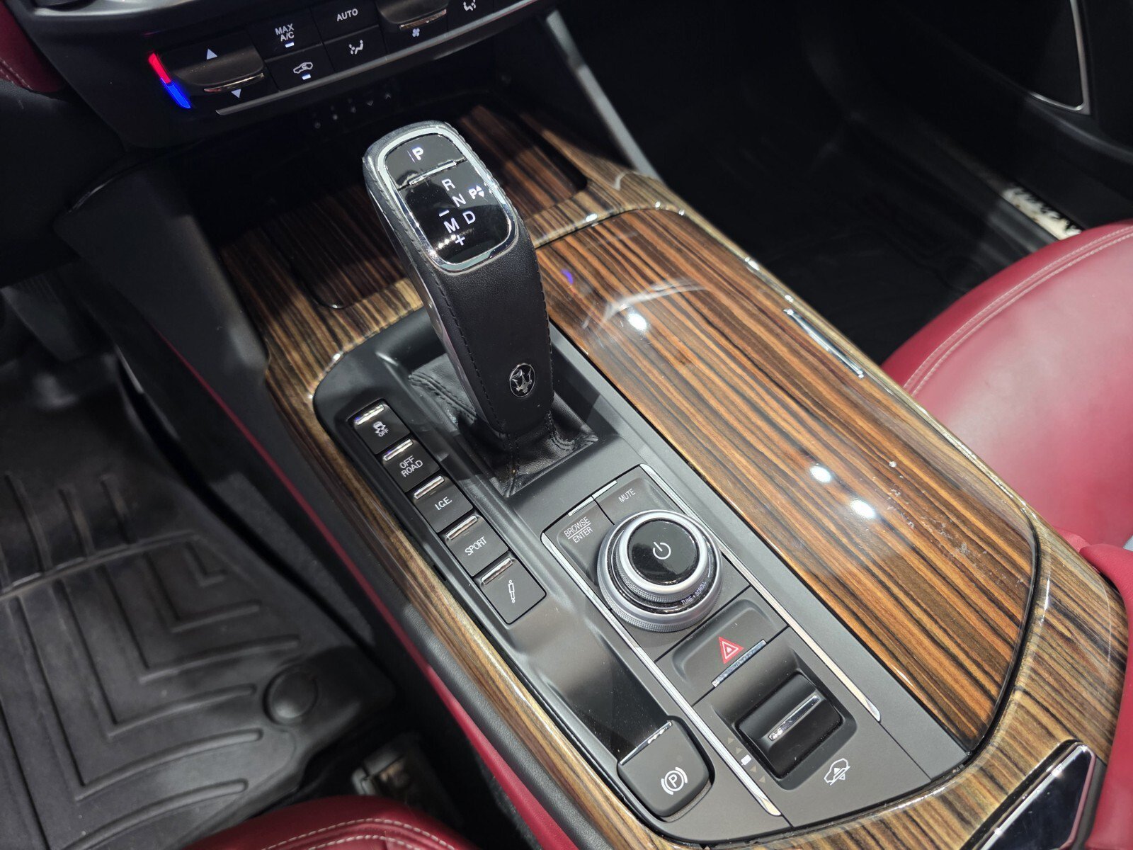 Used 2021 Bianco Maserati GranLusso 3.0L image 18