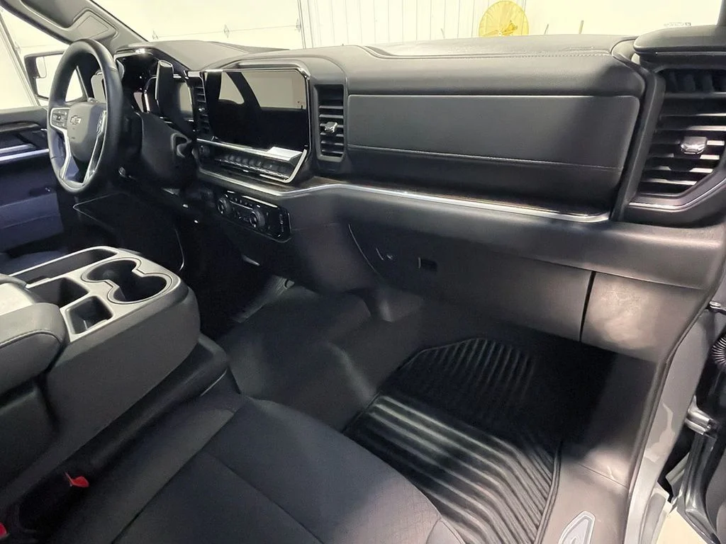 Used 2026 Gray Chevrolet RST image 28