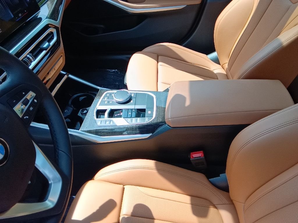 Used 2023 Skyscraper Grey Metallic BMW 330i xDrive image 19